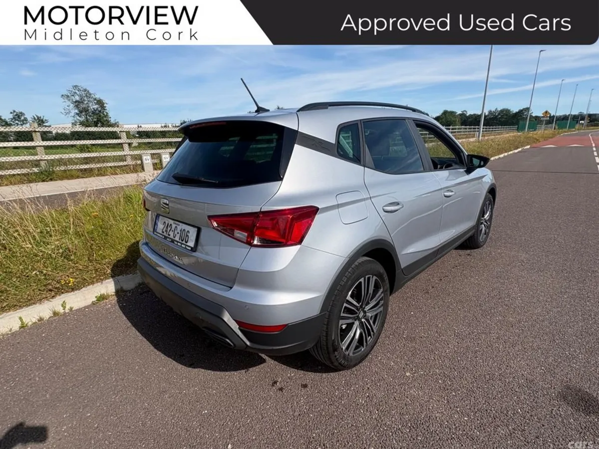 SEAT Arona Hatchback, Petrol, 2024, Grey
