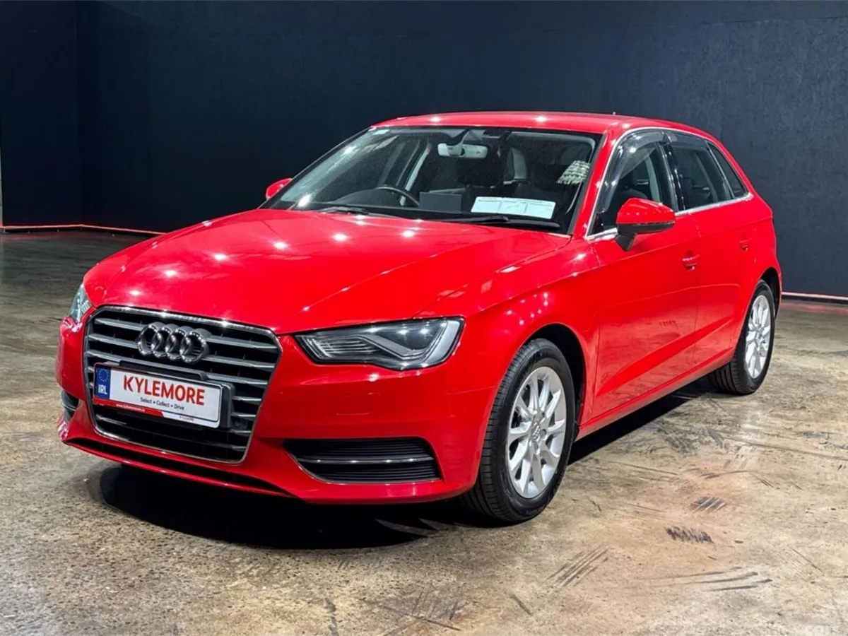 Audi A3 Hatchback, Petrol, 2016, Red