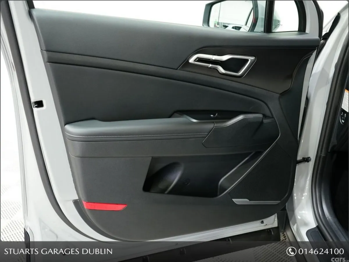 Kia Sportage SUV, Petrol Plug-in Hybrid, 2026, Grey