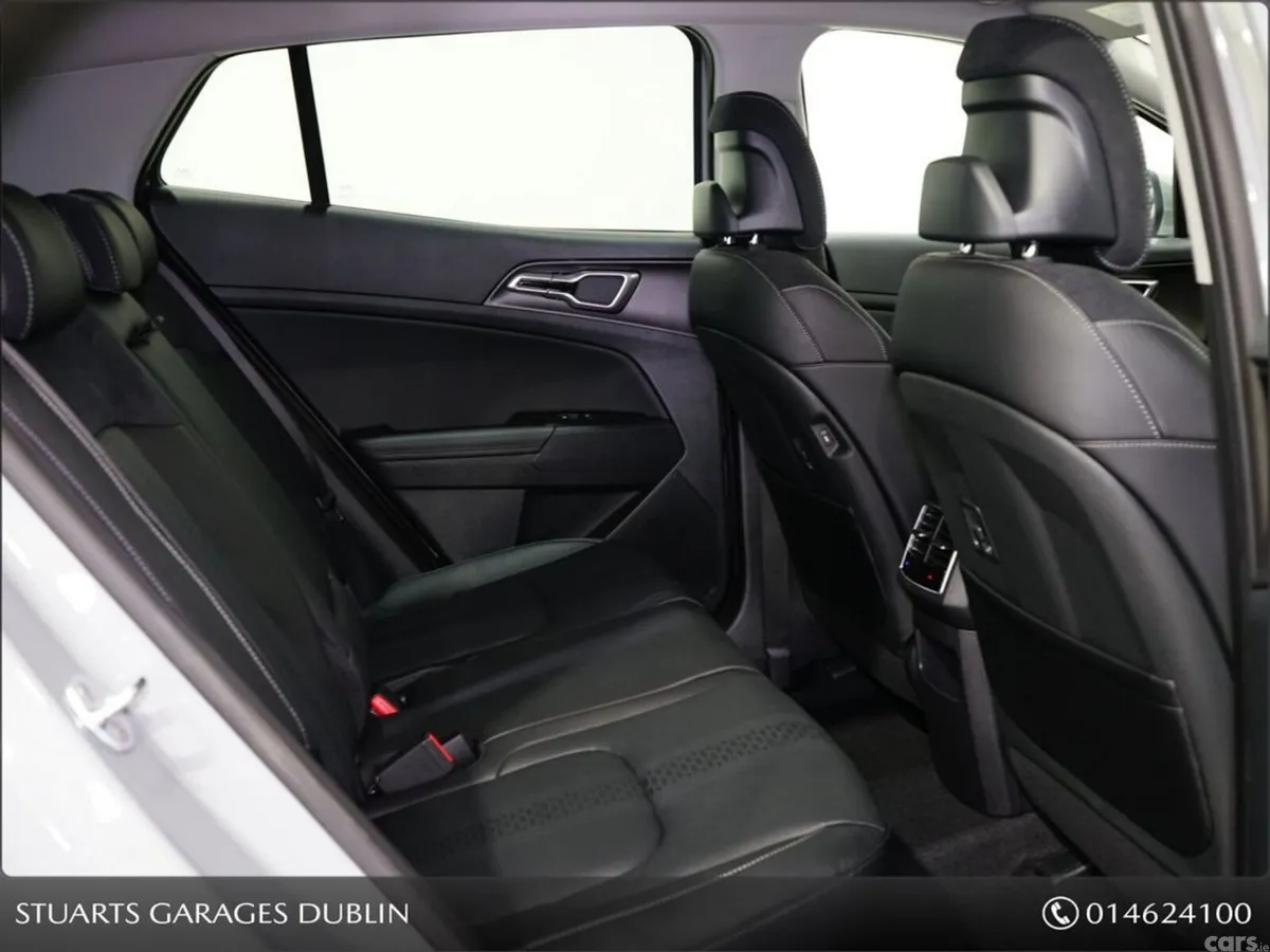 Kia Sportage SUV, Petrol Plug-in Hybrid, 2026, Grey
