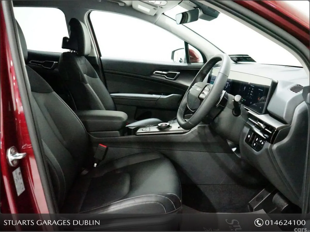 Kia Sportage SUV, Petrol Plug-in Hybrid, 2027, Red