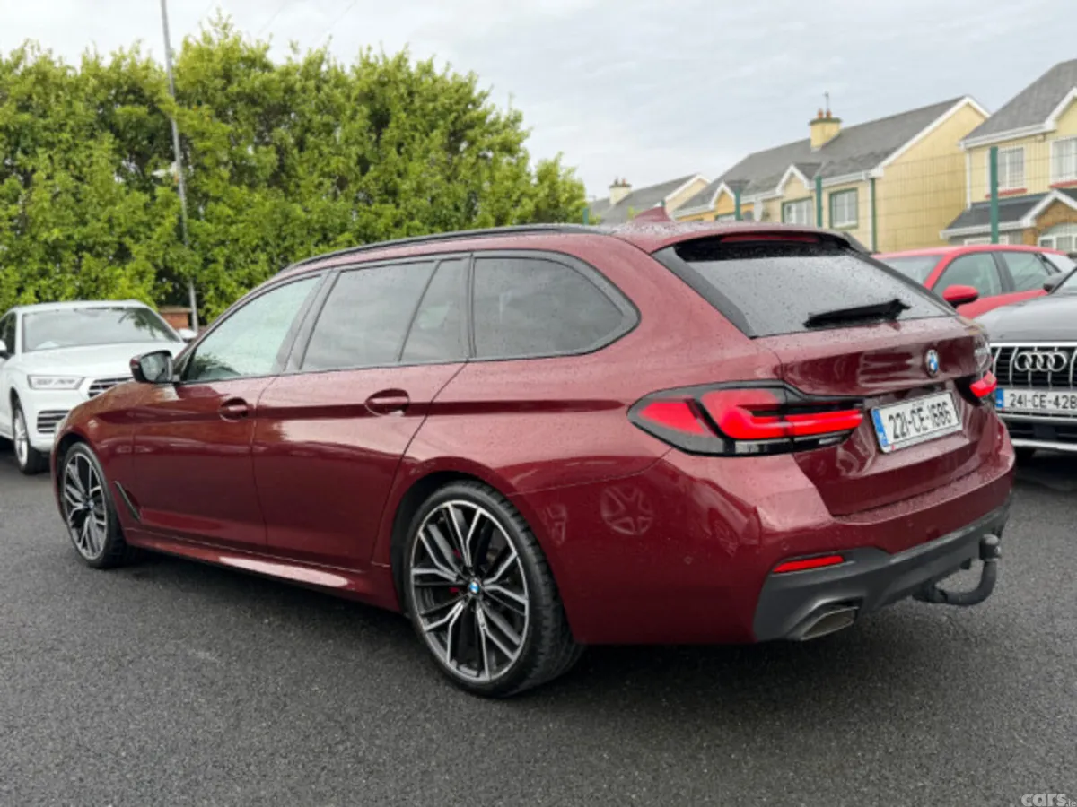 BMW 5-Series Estate, Diesel, 2022, Red