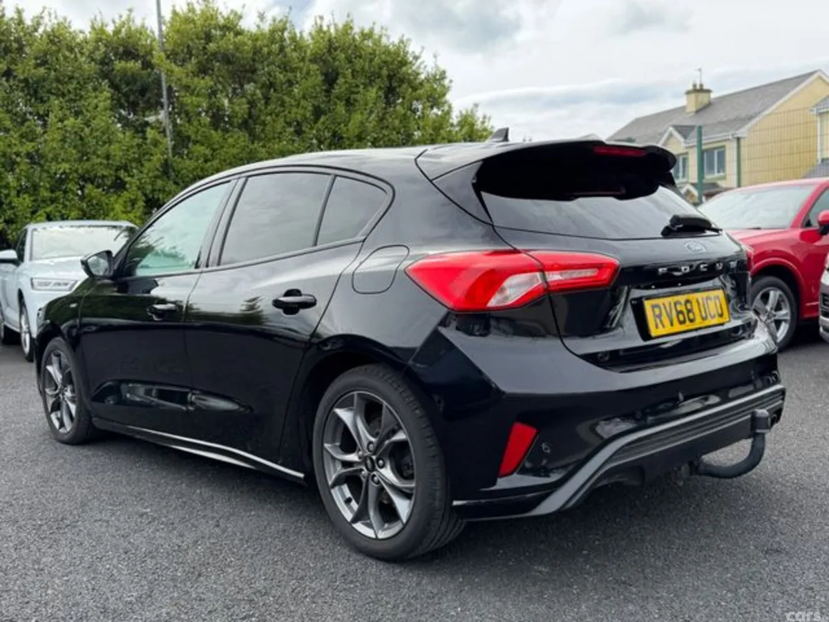 Ford Focus Hatchback, Diesel, 2018, Black