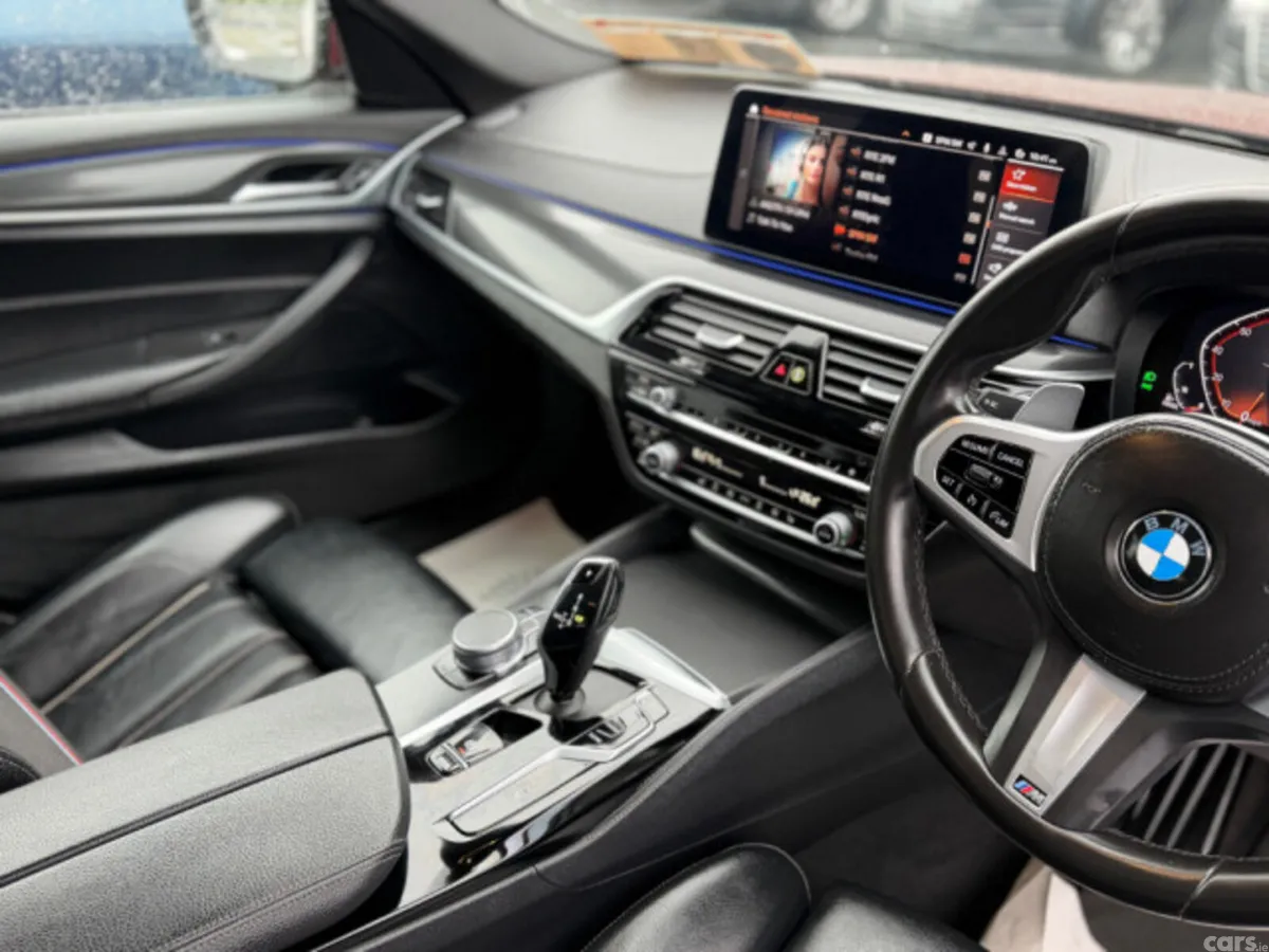 BMW 5-Series Estate, Diesel, 2022, Red