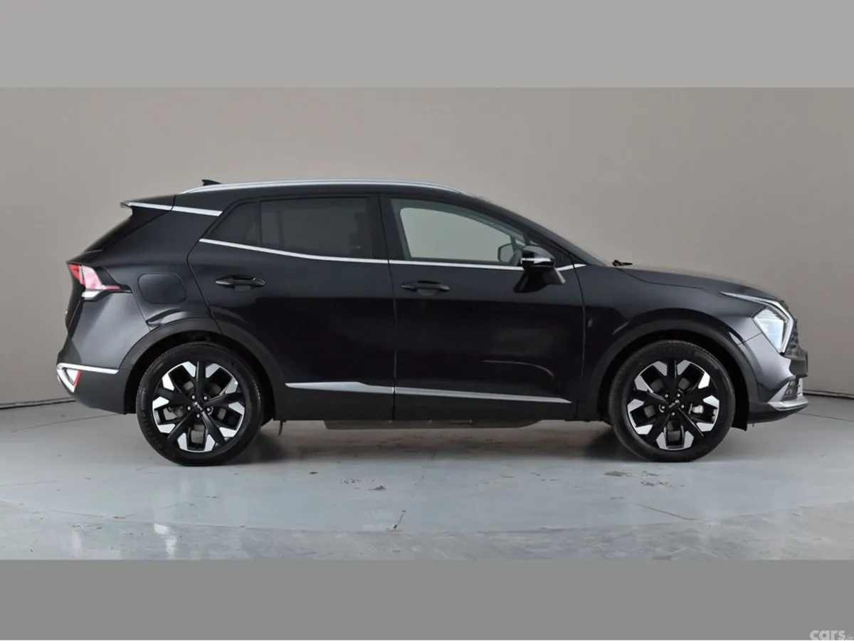 Kia Sportage SUV, Petrol Plug-in Hybrid, 2023, Black