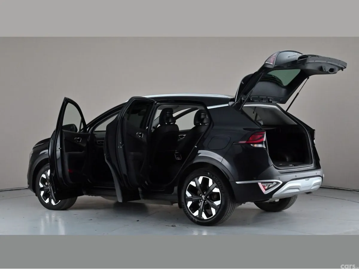 Kia Sportage SUV, Petrol Plug-in Hybrid, 2023, Black