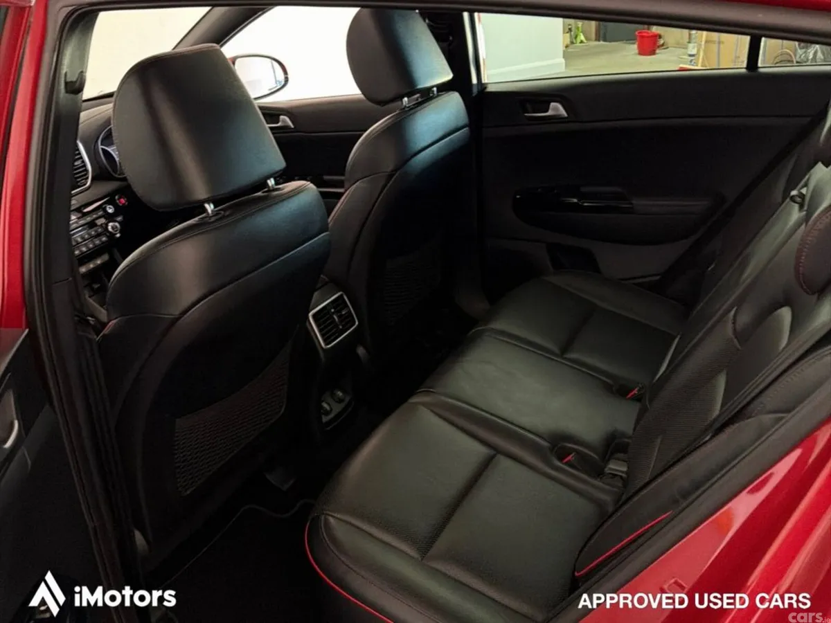 Kia Sportage SUV, Diesel, 2020, Red