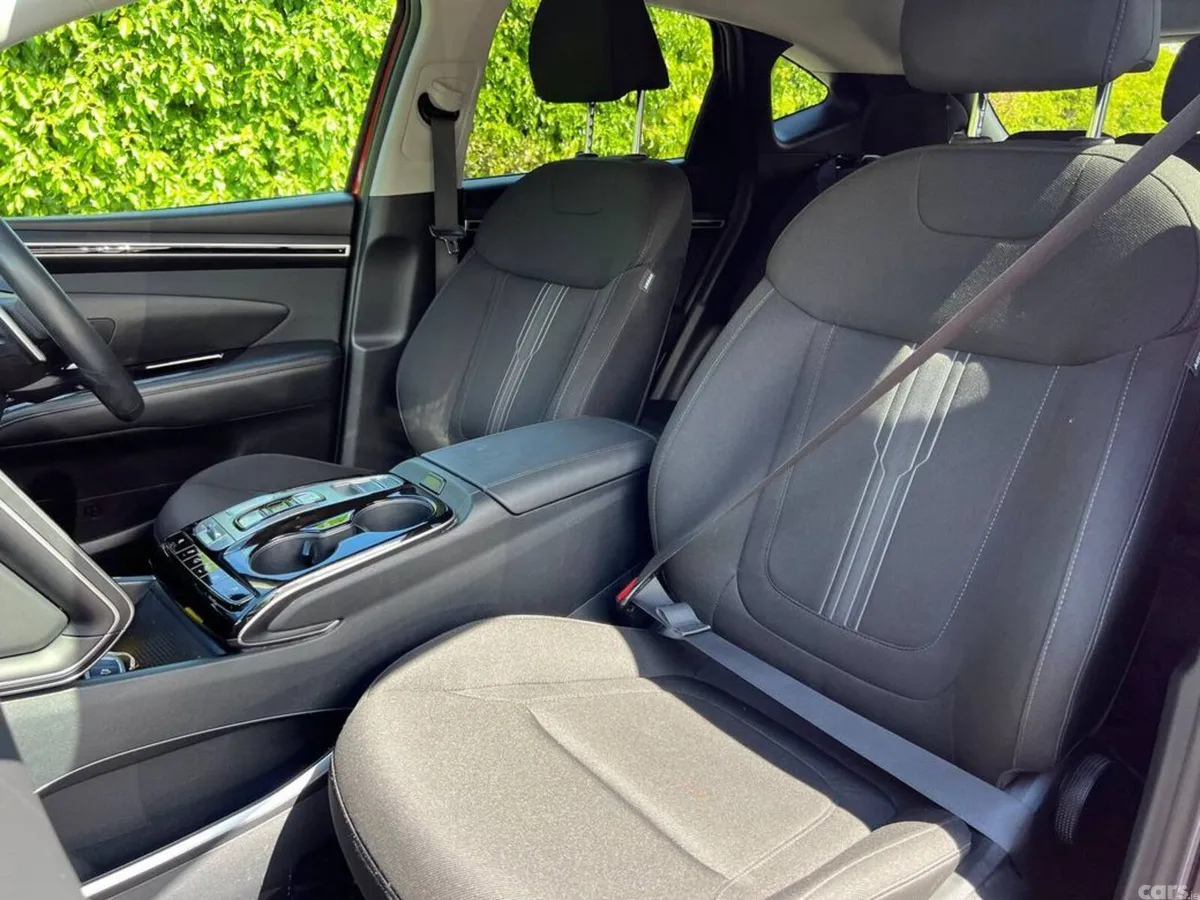 Hyundai Tucson SUV, Petrol Plug-in Hybrid, 2023, Red