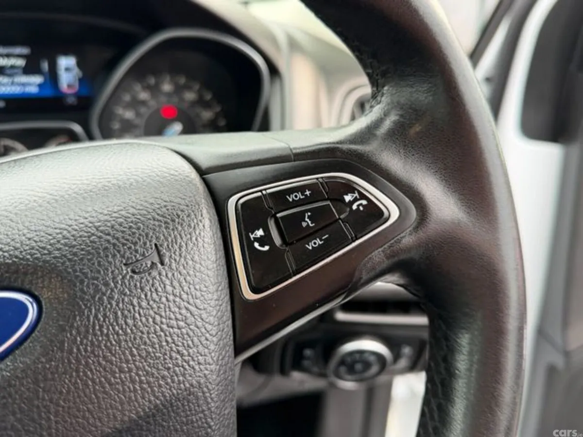 Ford Focus Hatchback, Diesel, 2017, White