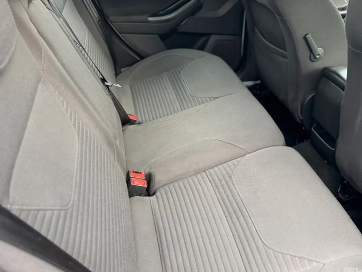 Ford Focus Hatchback, Diesel, 2017, White