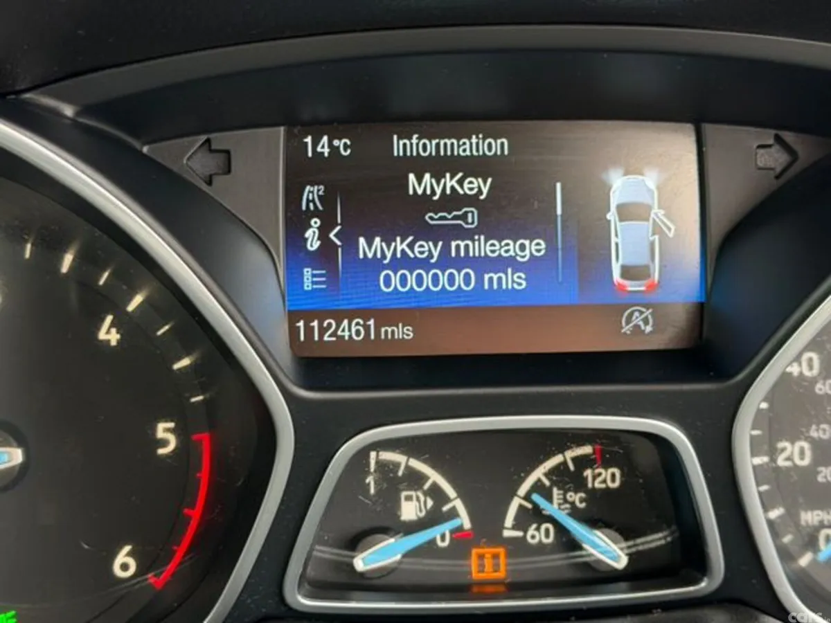 Ford Focus Hatchback, Diesel, 2017, White