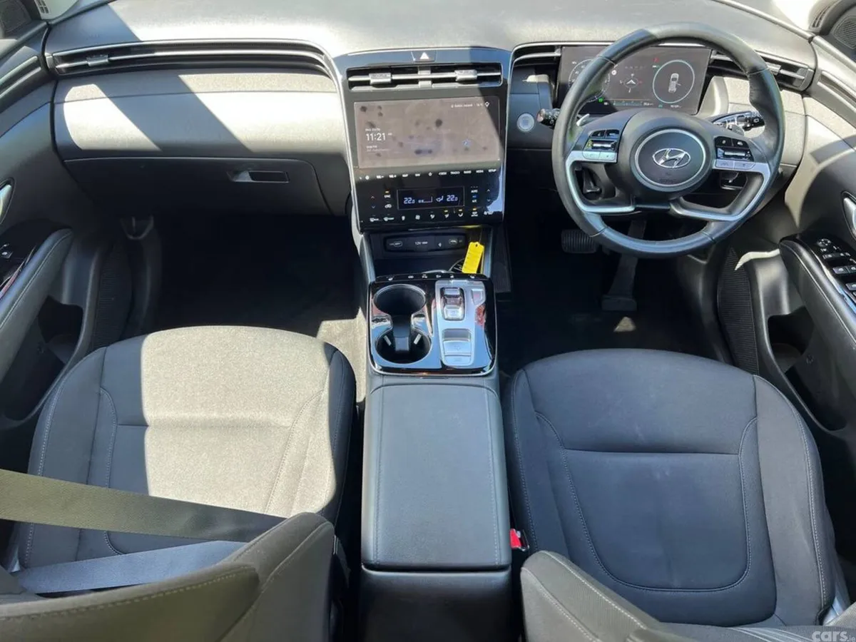 Hyundai Tucson SUV, Petrol Plug-in Hybrid, 2023, Red