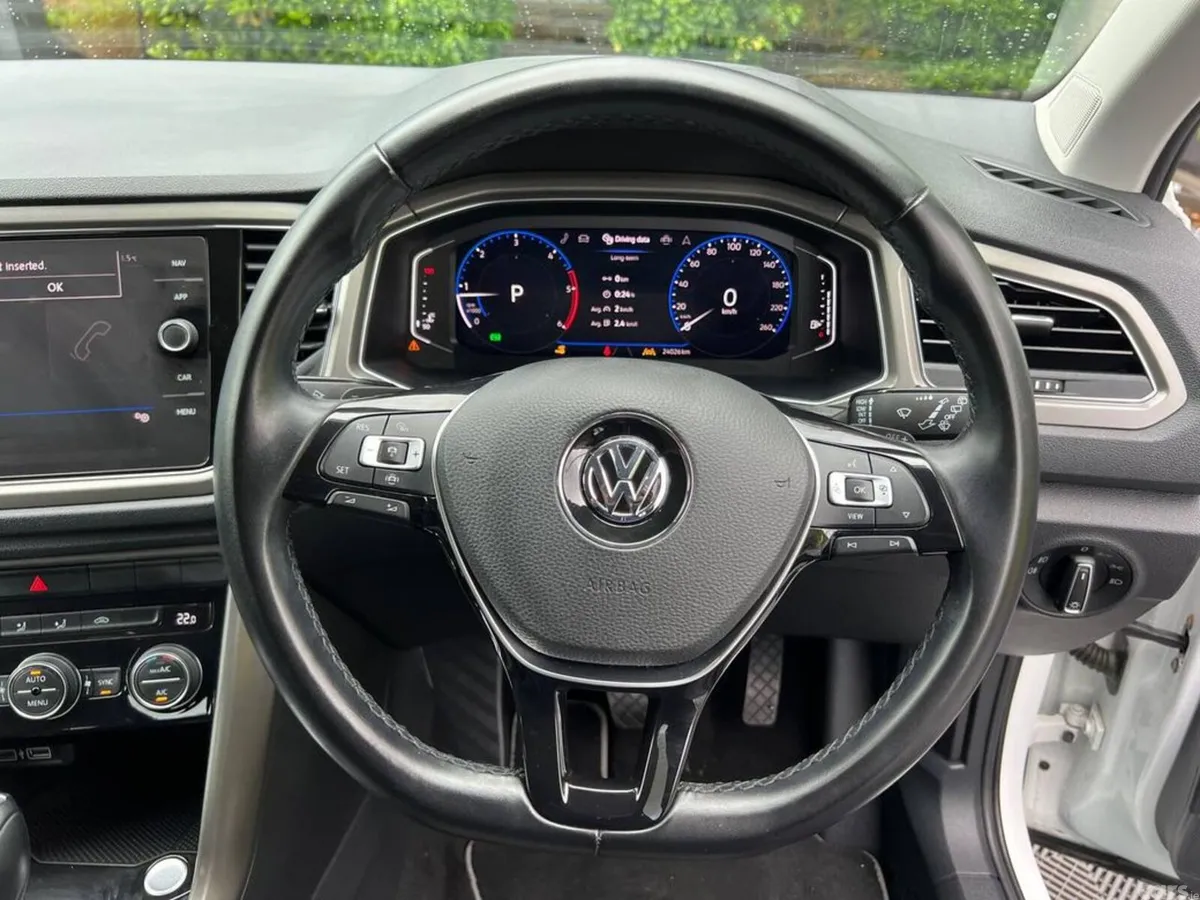 Volkswagen T-Roc SUV, Diesel, 2020, White