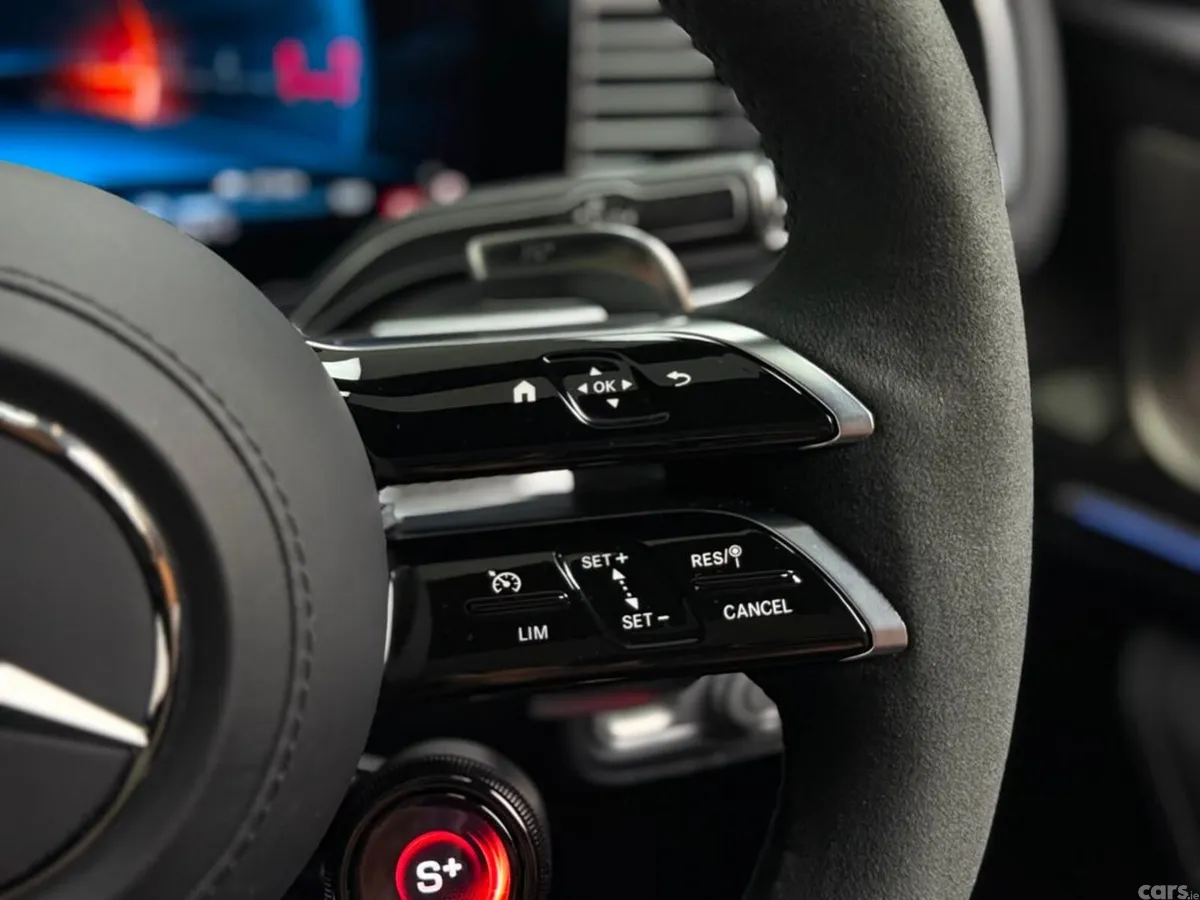 Mercedes-Benz GLE SUV, Petrol Plug-in Hybrid, 2026, Grey