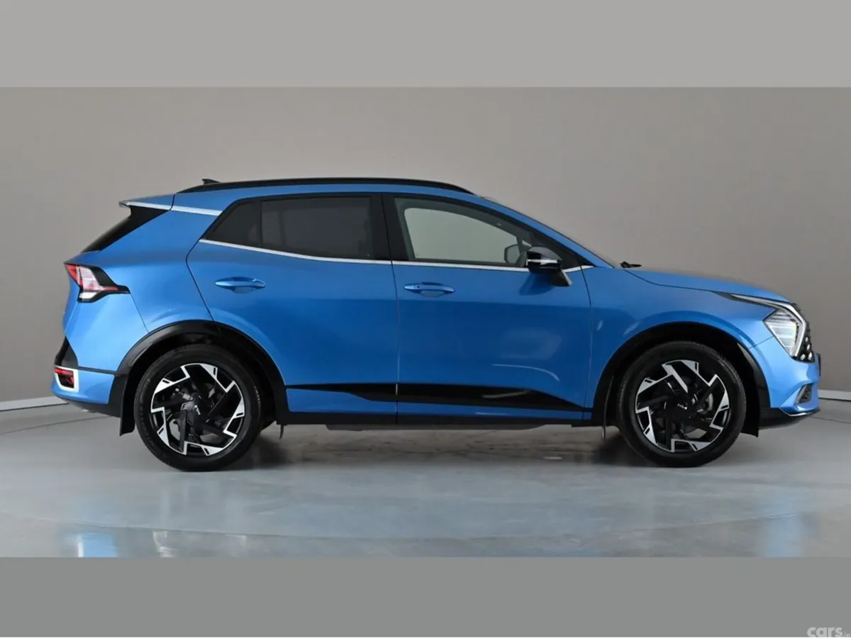 Kia Sportage SUV, Diesel Hybrid, 2025, Blue