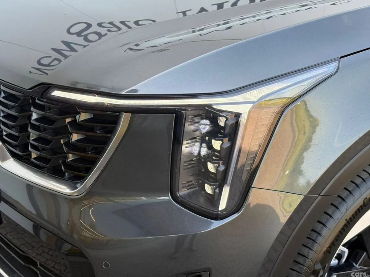 Kia Sorento SUV, Diesel, 2027, Grey