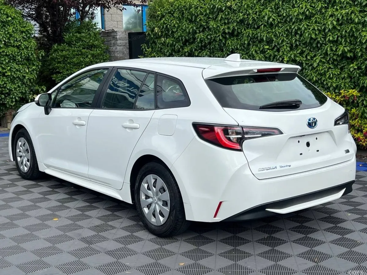 Toyota Corolla Estate, Petrol Hybrid, 2022, White