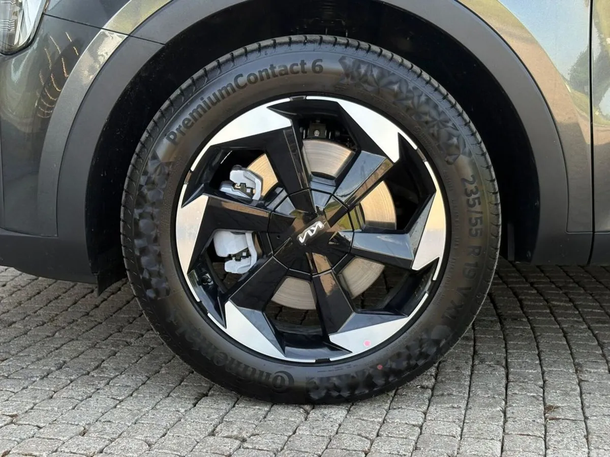 Kia Sorento SUV, Diesel, 2027, Grey