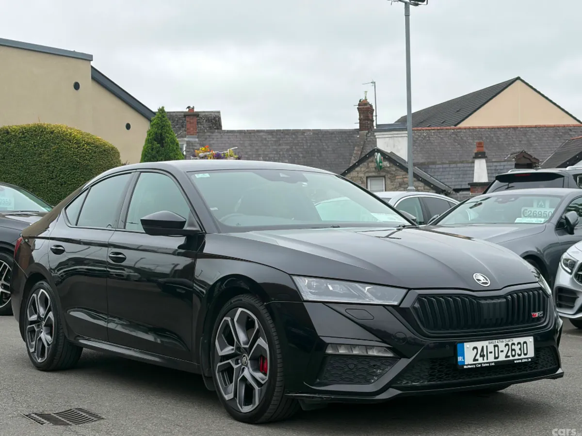 Skoda Octavia Saloon, Diesel, 2024, Black