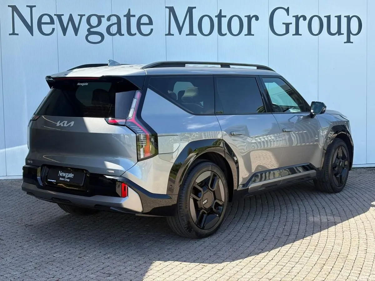 Kia EV9 SUV, Electric, 2027, White