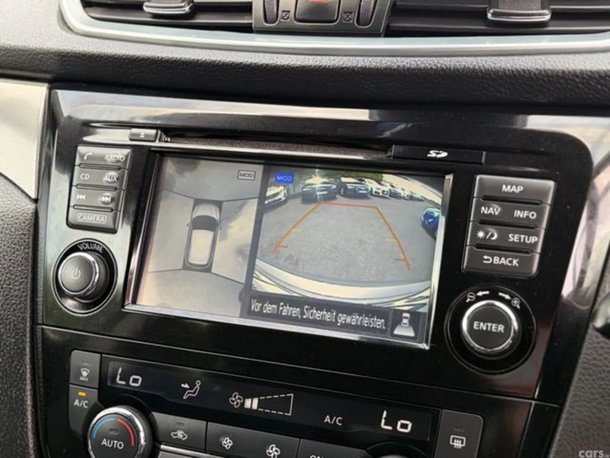 Nissan Qashqai Hatchback, Diesel, 2018, Grey