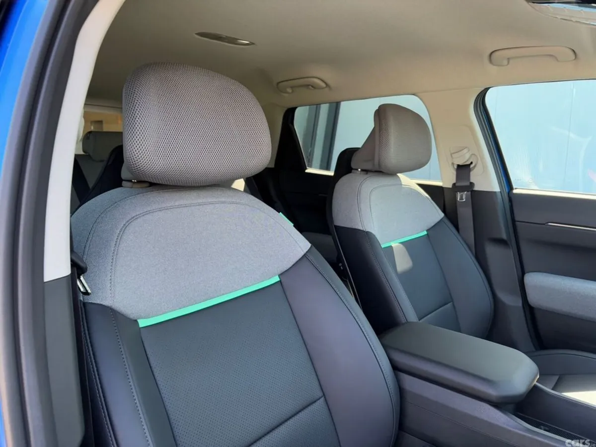 Kia EV4 Hatchback, Electric, 2027, Blue