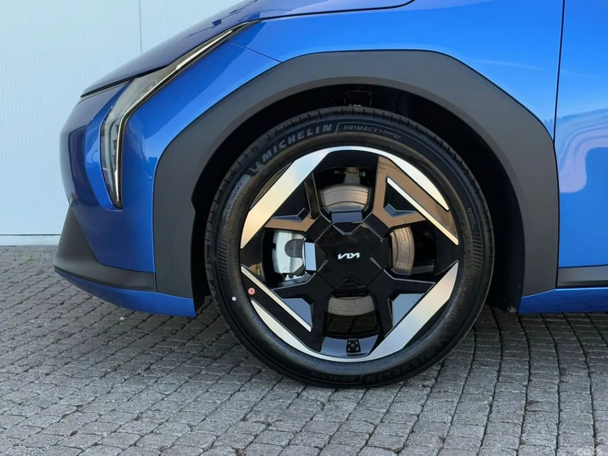 Kia EV4 Hatchback, Electric, 2027, Blue
