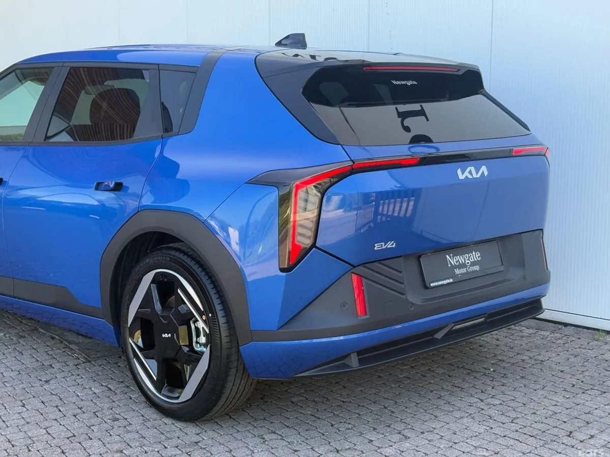 Kia EV4 Hatchback, Electric, 2027, Blue