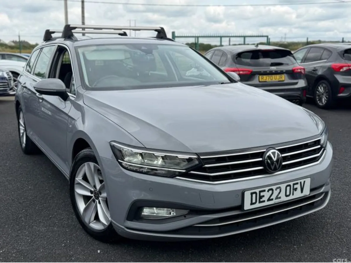 Volkswagen Passat Estate, Diesel, 2022, Grey