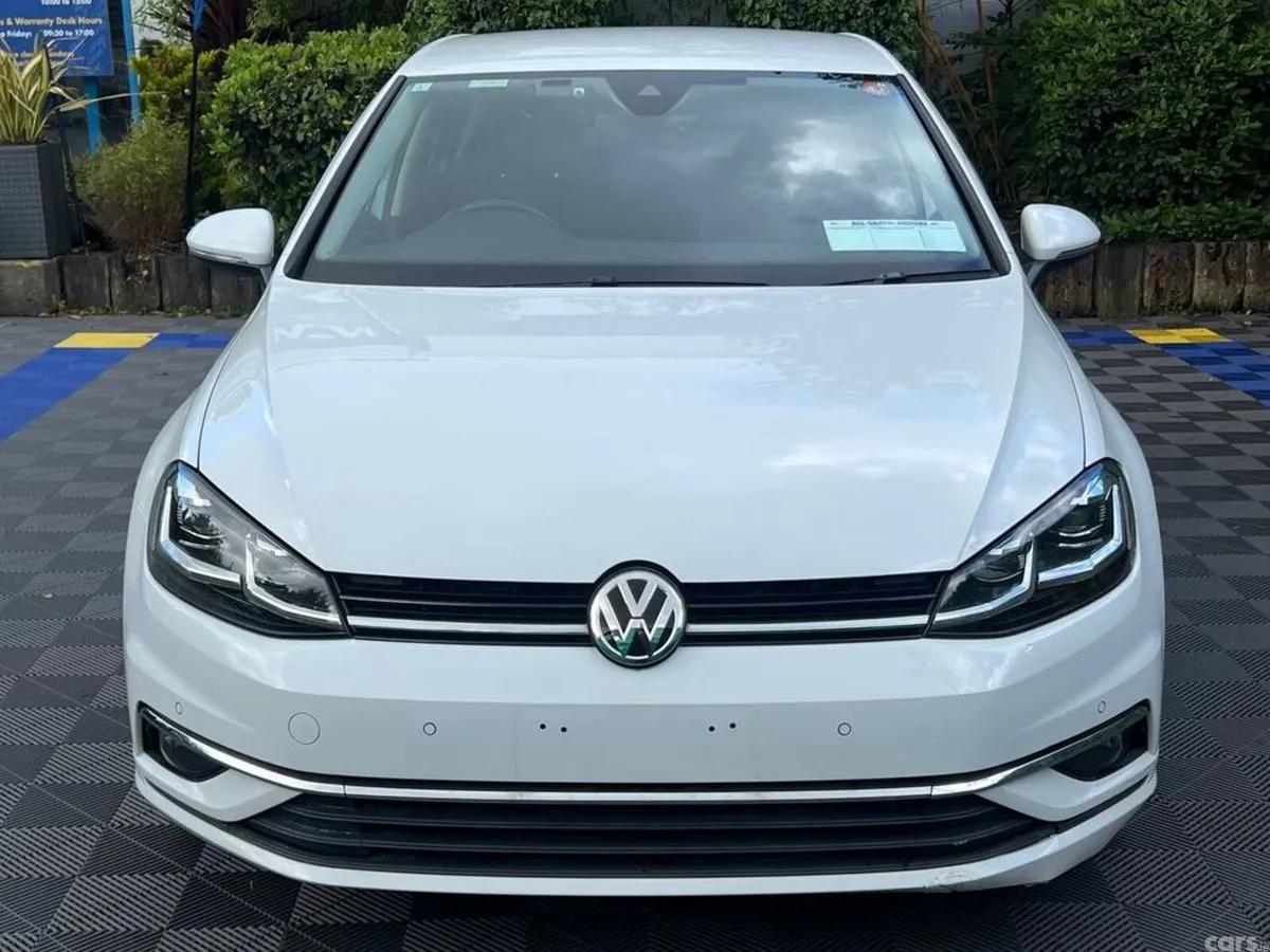 Volkswagen Golf Hatchback, Petrol, 2021, White