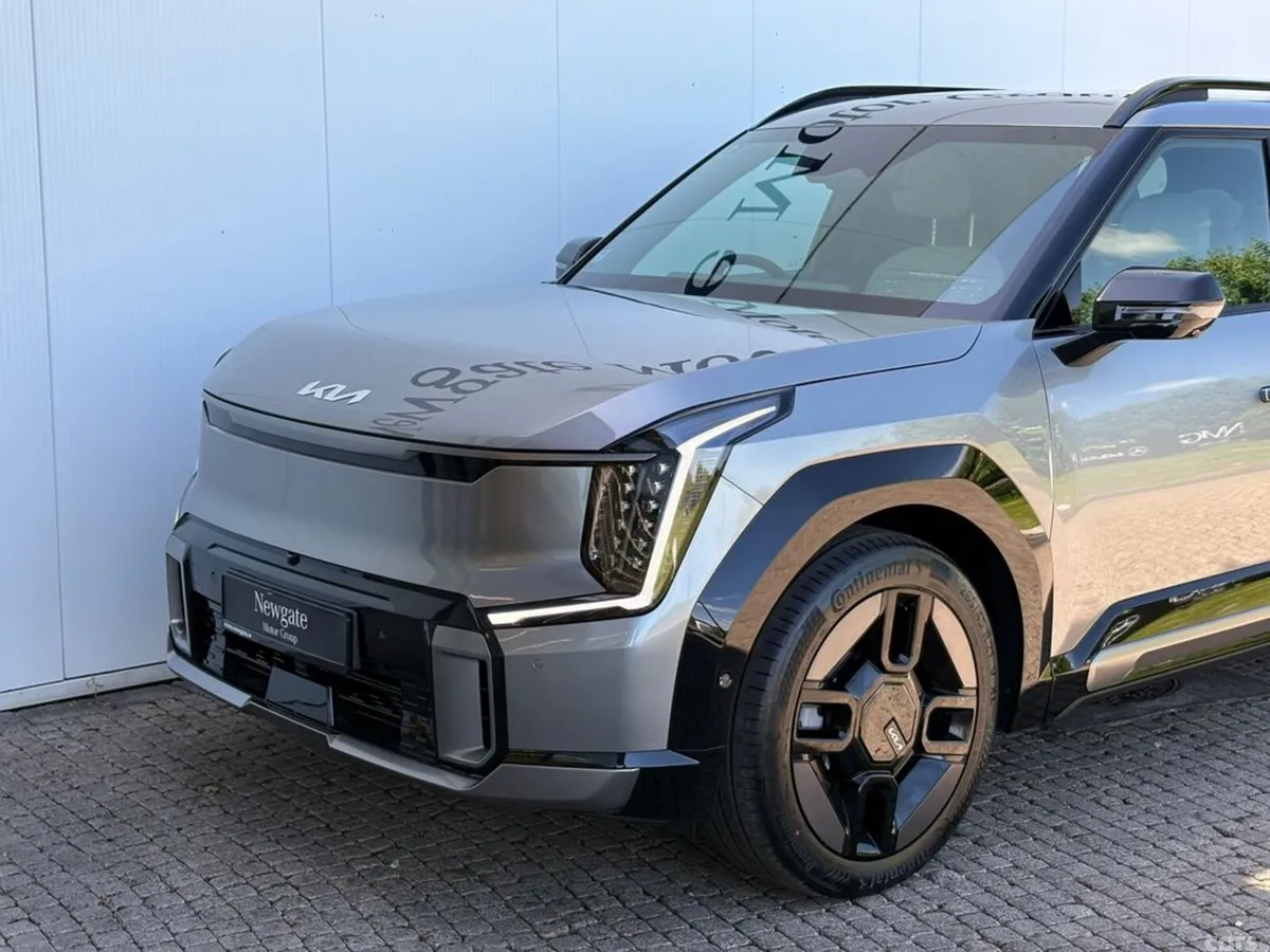 Kia EV9 SUV, Electric, 2027, White