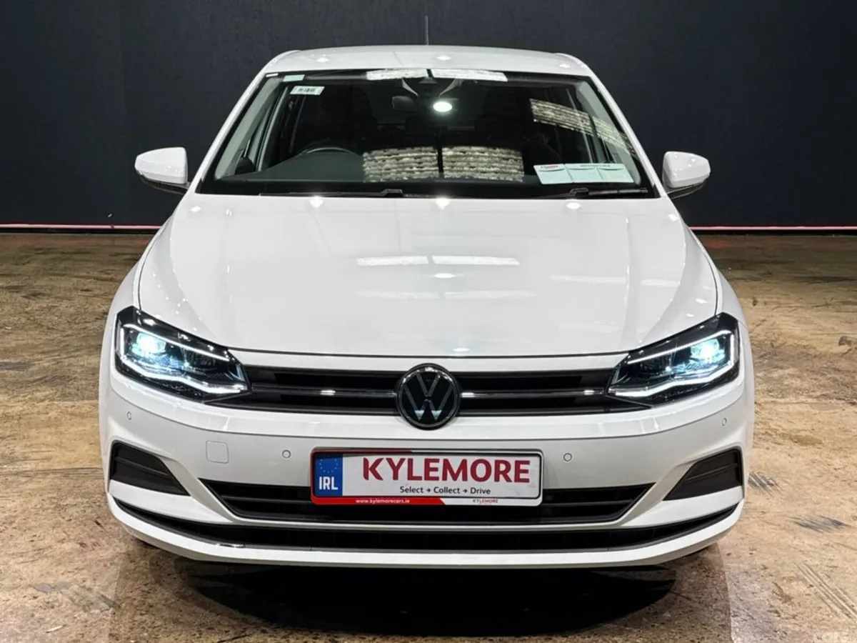 Volkswagen Polo Hatchback, Petrol, 2021, White