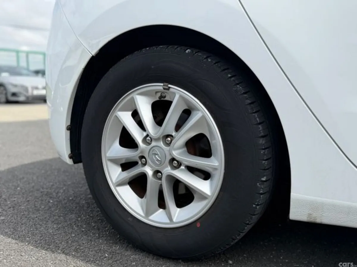 Hyundai i30 Hatchback, Diesel, 2016, White