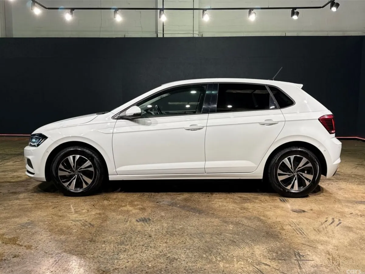 Volkswagen Polo Hatchback, Petrol, 2021, White