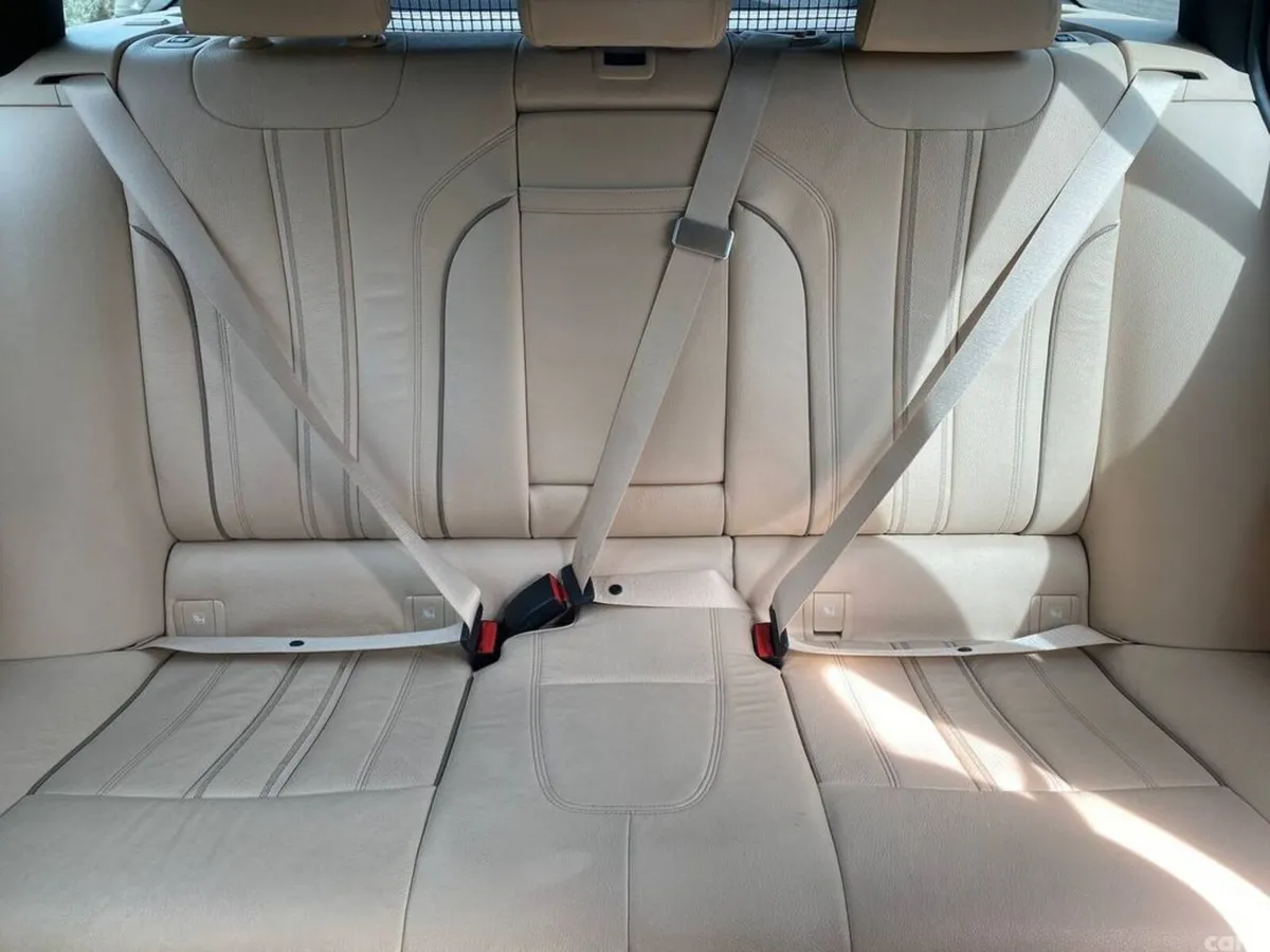 BMW 5-Series Estate, Diesel, 2017, Blue