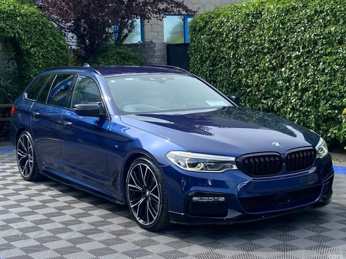 BMW 5-Series Estate, Diesel, 2017, Blue