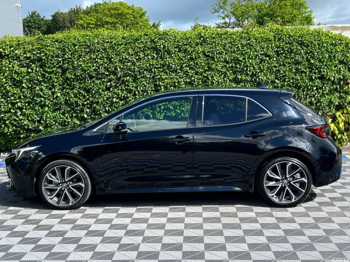 Toyota Corolla Hatchback, Petrol Hybrid, 2025, Black