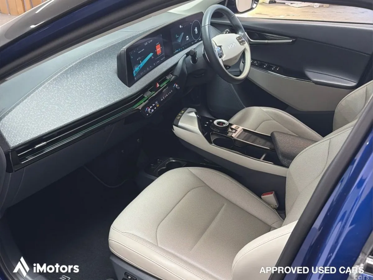 Kia EV6 SUV, Electric, 2023, Blue