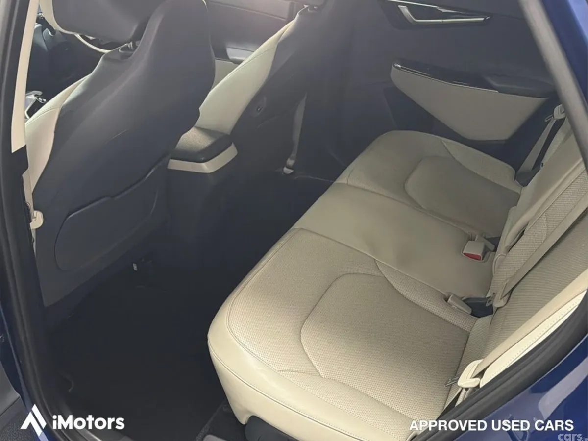 Kia EV6 SUV, Electric, 2023, Blue