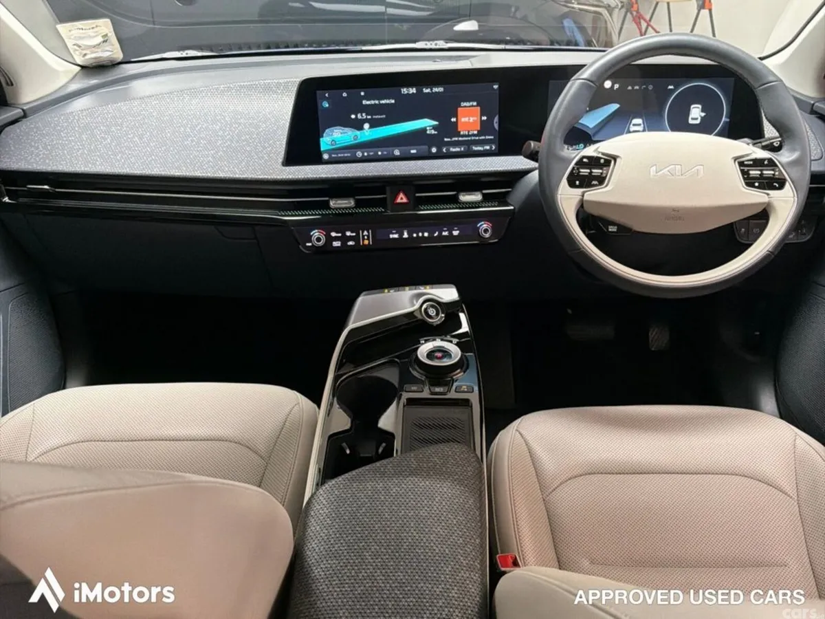 Kia EV6 SUV, Electric, 2023, Blue