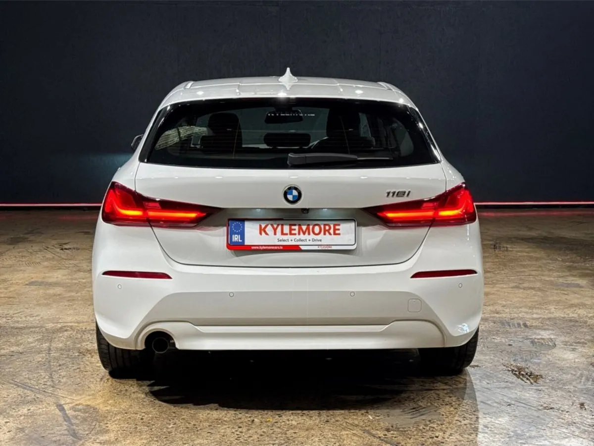 BMW 1-Series Hatchback, Petrol, 2019, White