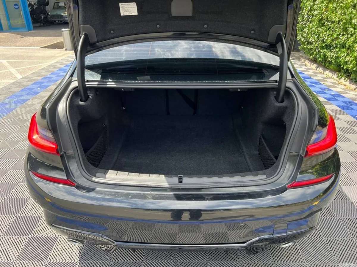BMW 3-Series Saloon, Diesel, 2021, Black