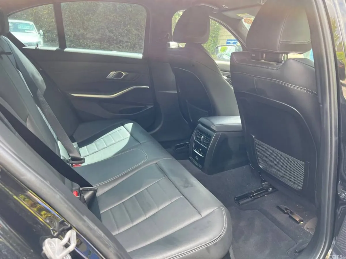 BMW 3-Series Saloon, Diesel, 2021, Black