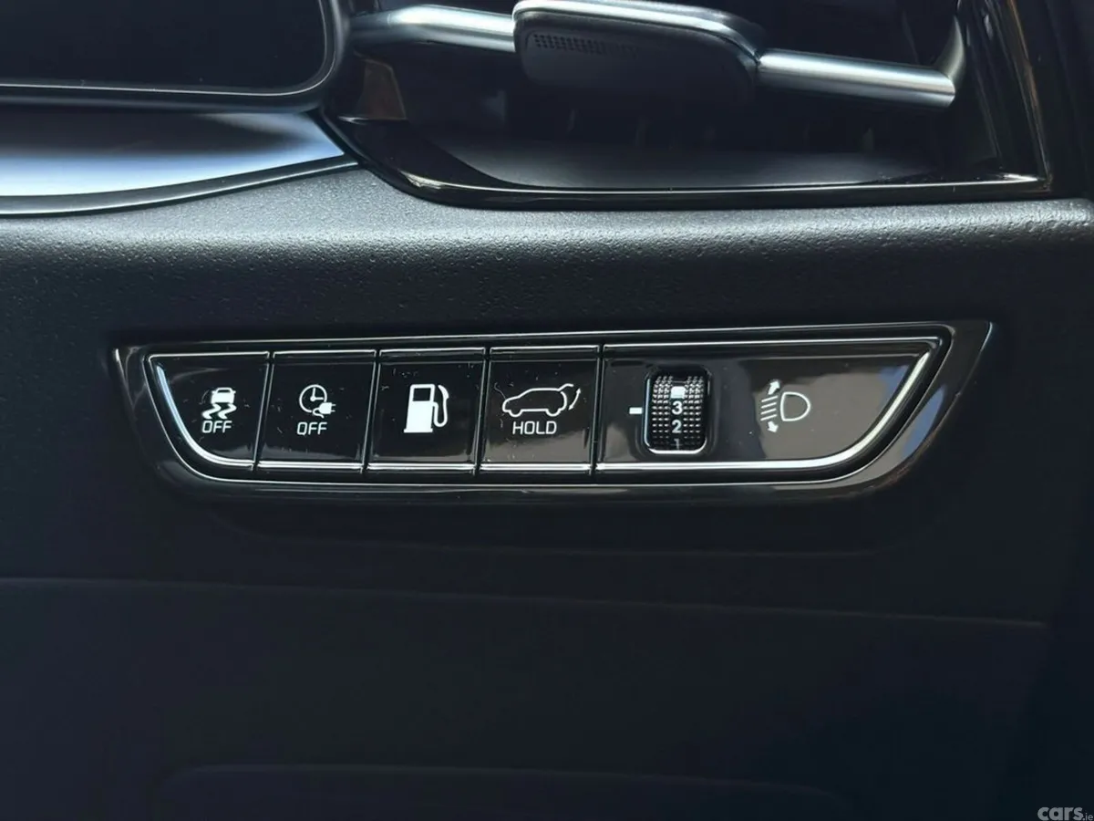 Kia Niro Hatchback, Petrol Plug-in Hybrid, 2027, Green