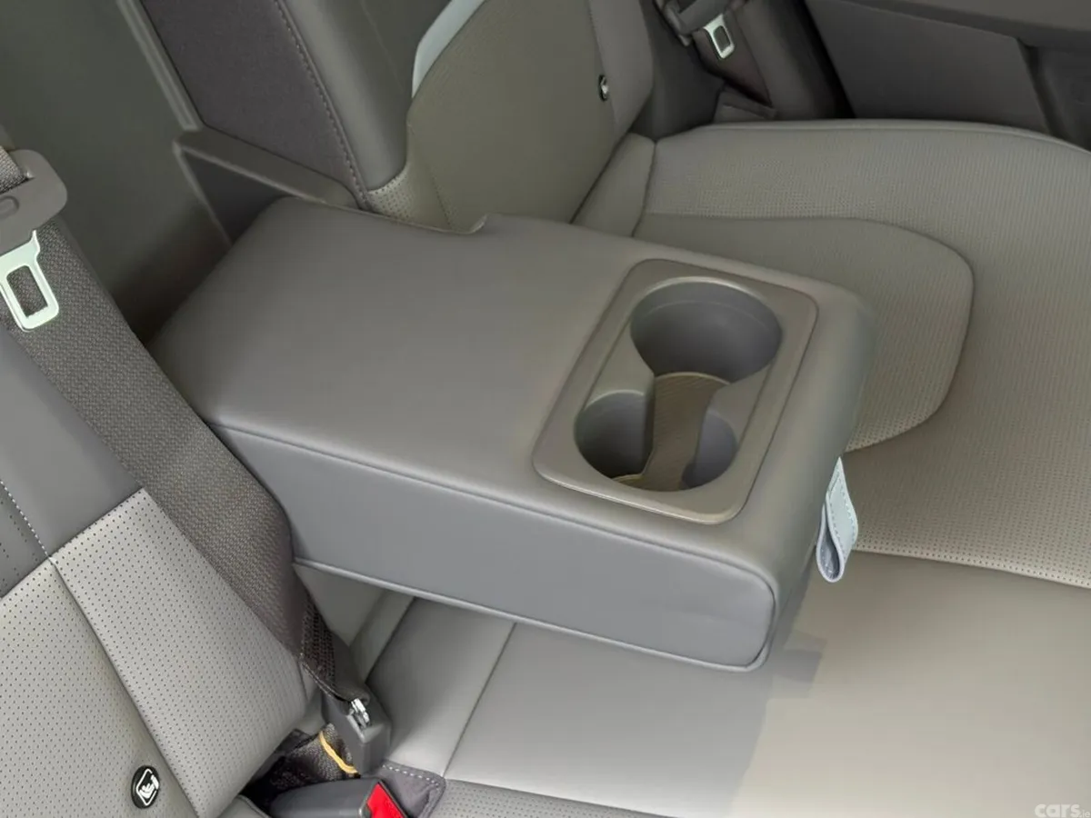 Kia EV3 Hatchback, Electric, 2027, 
