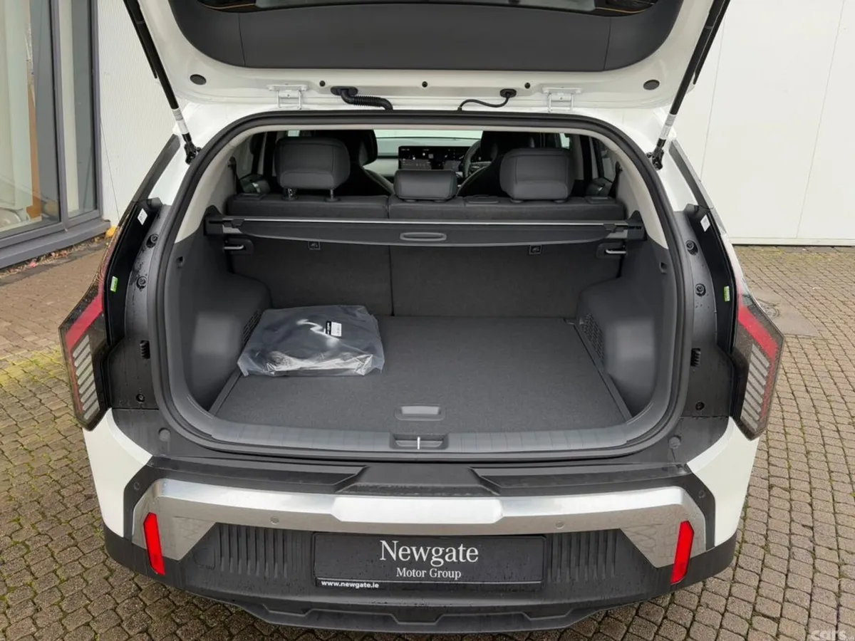 Kia EV3 Hatchback, Electric, 2027, 