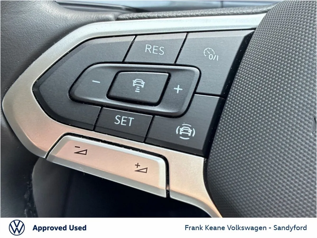 Volkswagen T-Roc SUV, Petrol, 2022, Grey