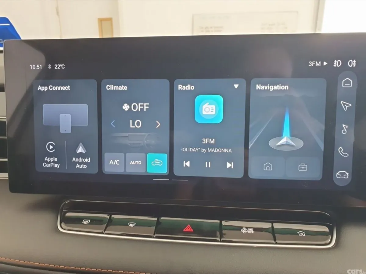 MG HS SUV, Petrol Plug-in Hybrid, 2025, White