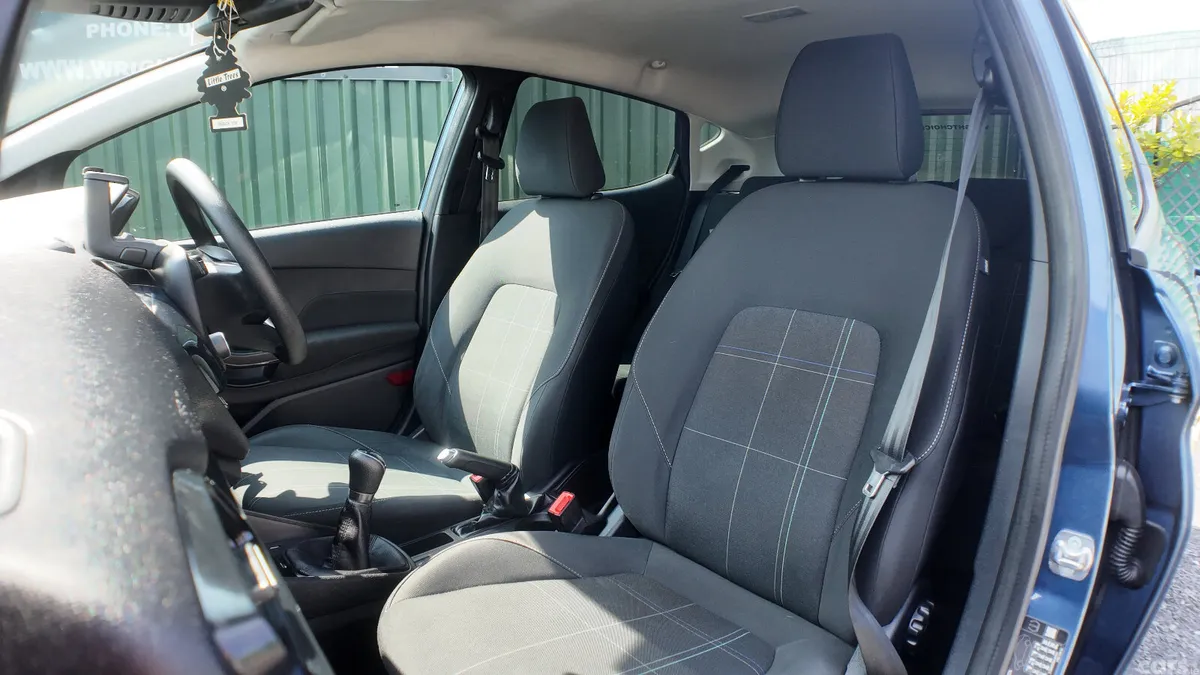 Ford Fiesta Hatchback, Petrol, 2019, Blue