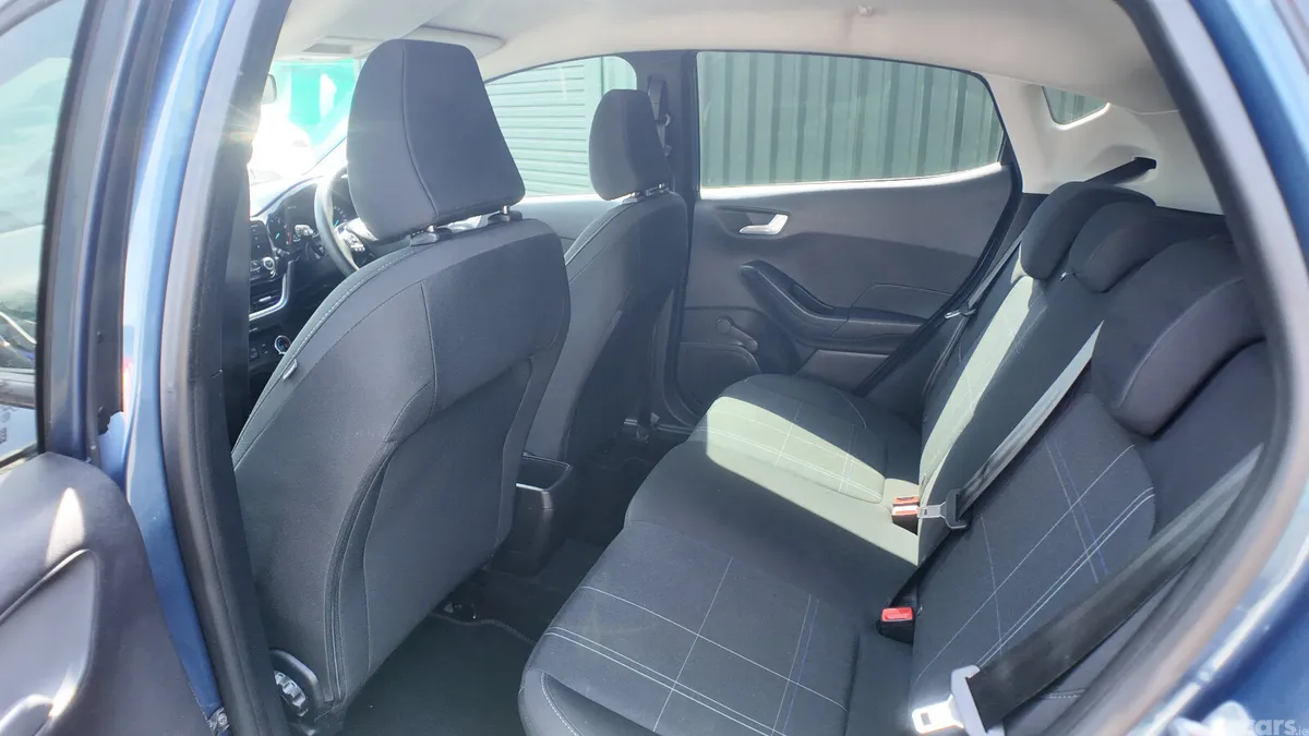 Ford Fiesta Hatchback, Petrol, 2019, Blue
